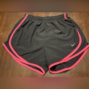 Nike women’s shorts